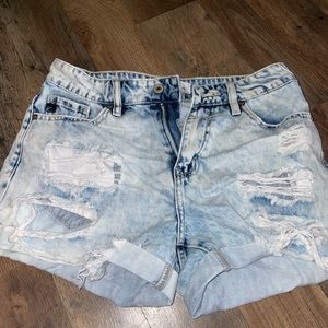 kancan jean shorts ripped